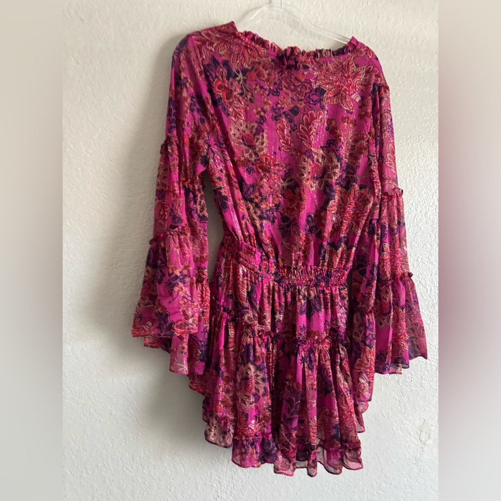 Misa Los Angeles Leeva Bell Sleeve Minidress in Fuschia Batik - Picture 6 of 6